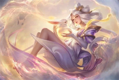 英雄联盟官推发问：15年EDG和18年RNG相遇谁会赢