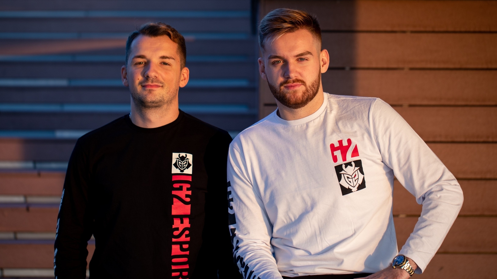 目前LCK联赛前三名的队伍是：DK、BRO、T1 Deft选手、Canyon选手、Zeka选手、Clozer选手